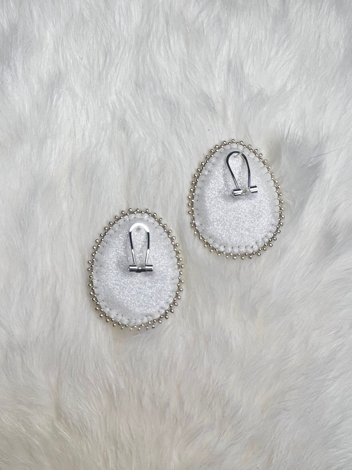 White Flat-stitch Turtle Earrings