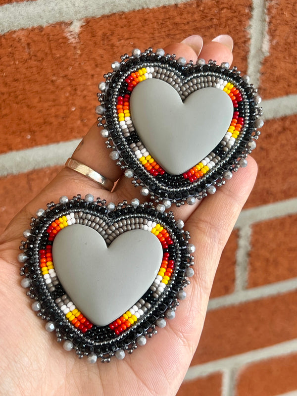 AnishinaaBeads product styling
