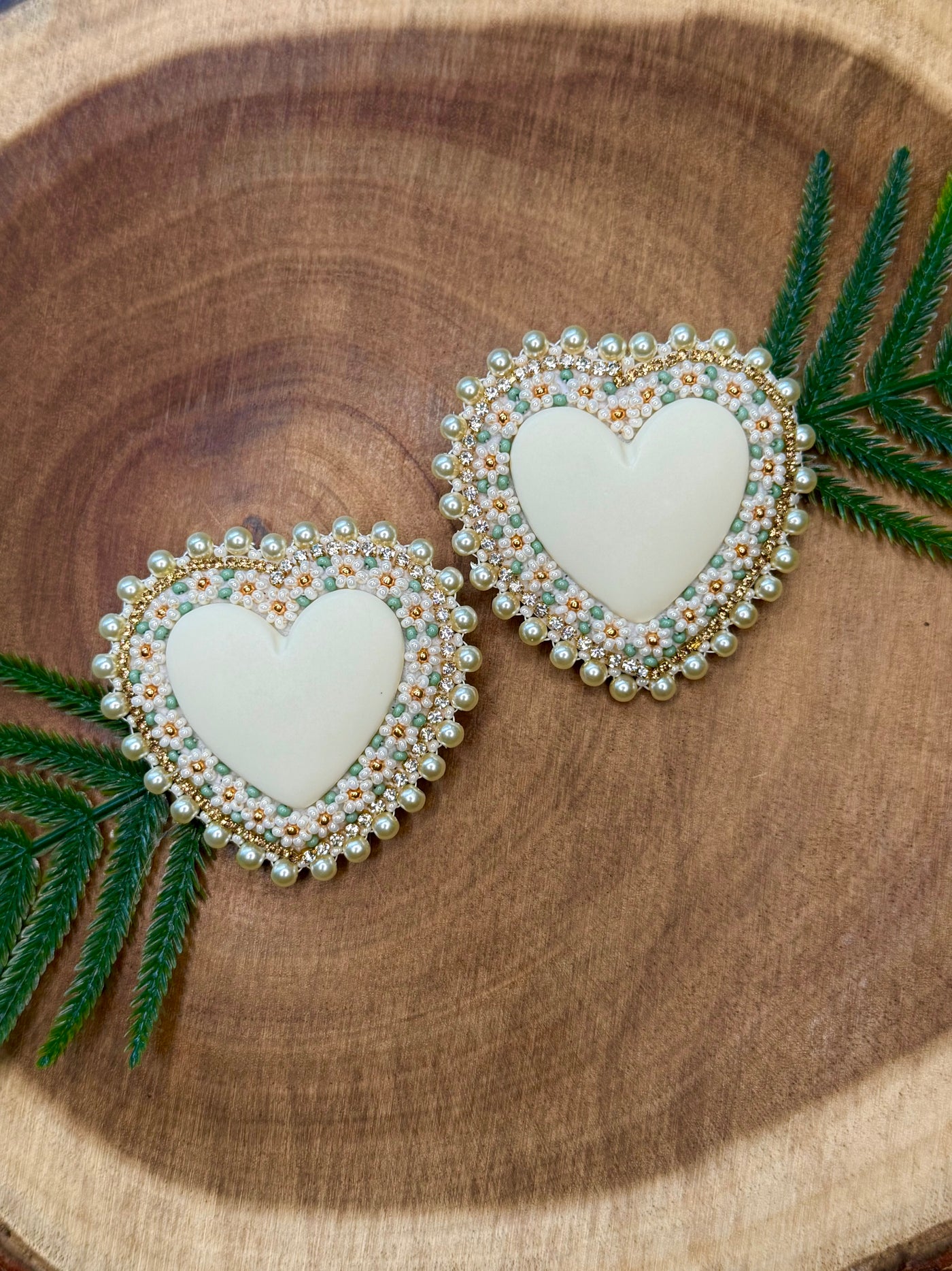 Ivory Floral Hearts